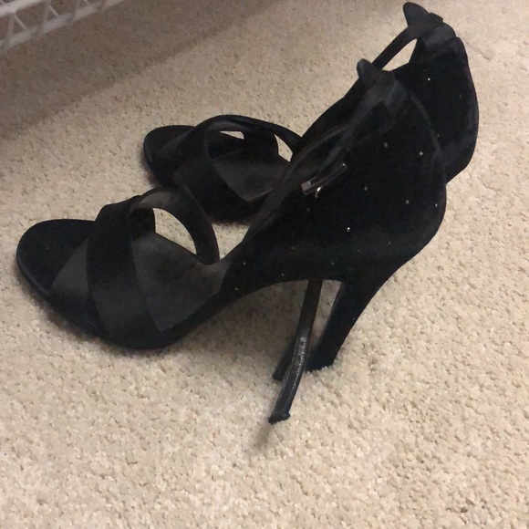 I can’t walk in such high heels after kids - Picture 3 of 6